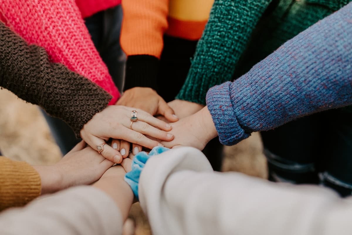 Refugee support services